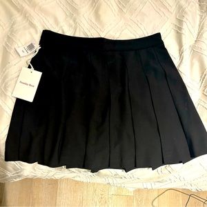 Aritzia - Sunday Best pleated micro skirt